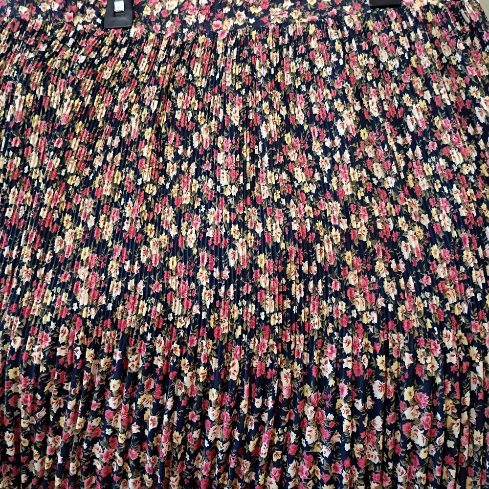 VTG Prophecy by Sag Harbor Floral Pleated Long Skirt Elastic Waist Size Large - Picture 4 of 6